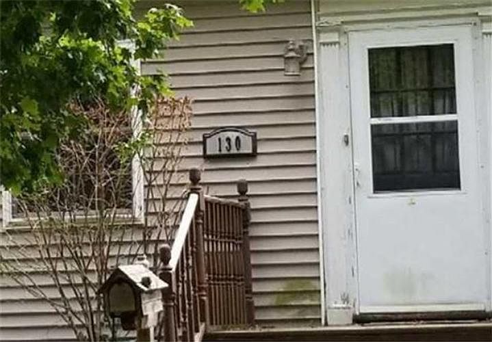 2nd image of 130 W Union St