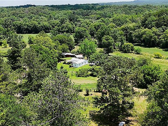 4th image of 400 Kelley Rd