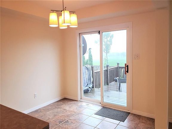 5th image of 69 Shadyglen Dr