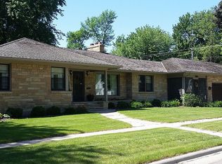 410 E Park Ave, Milbank, SD 57252