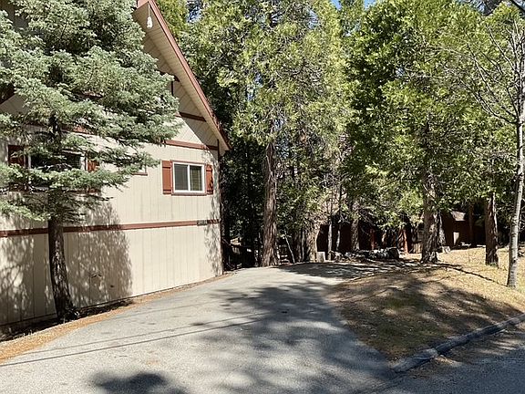 3rd image of 28536 Shenandoah Dr