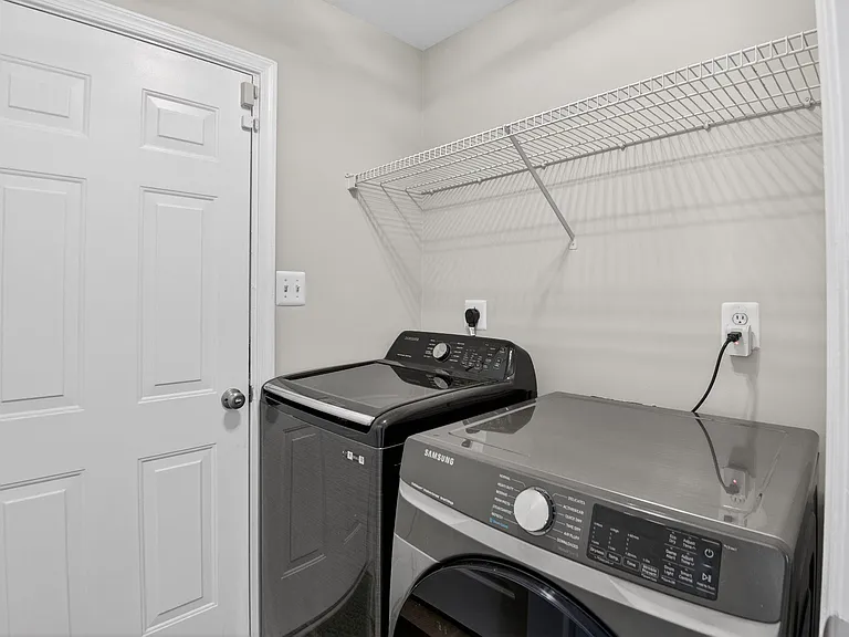 4315 Castletower Ct — Photo 12