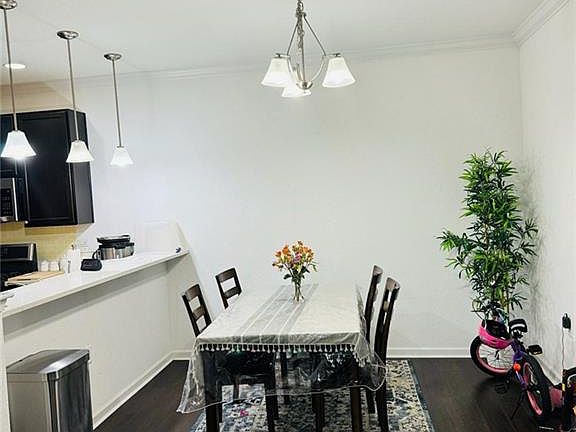 5th image of 4080 Trenwith Ln