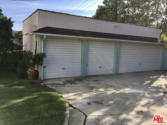 4th image of 930 S Curson Ave
