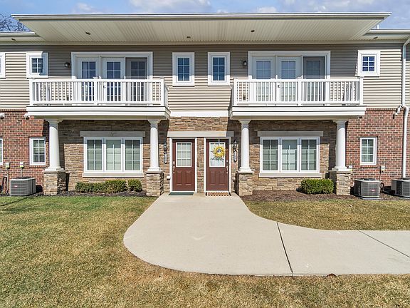 4th image of 5608 Arbor Chase Dr