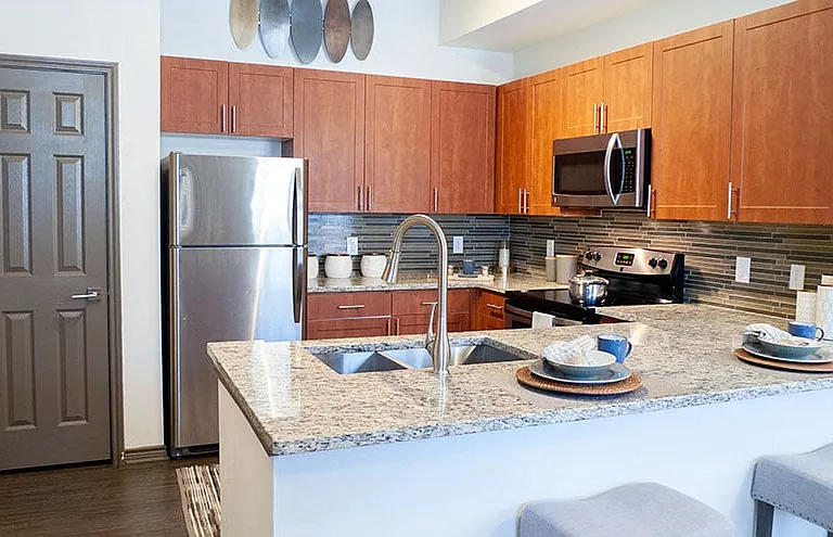 Retreat at Stonebridge Ranch Apartments — Photo 1