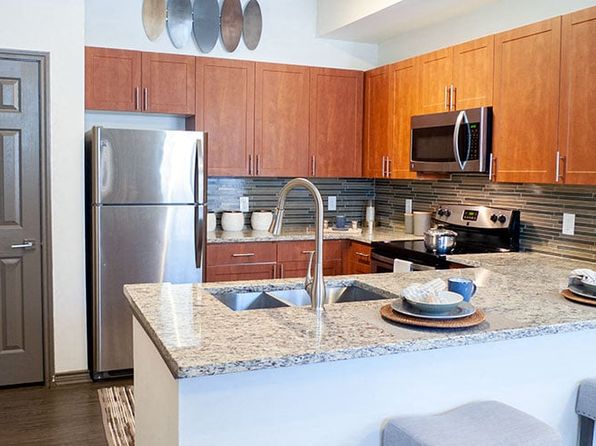1920 Grassmere Ln APT 2011