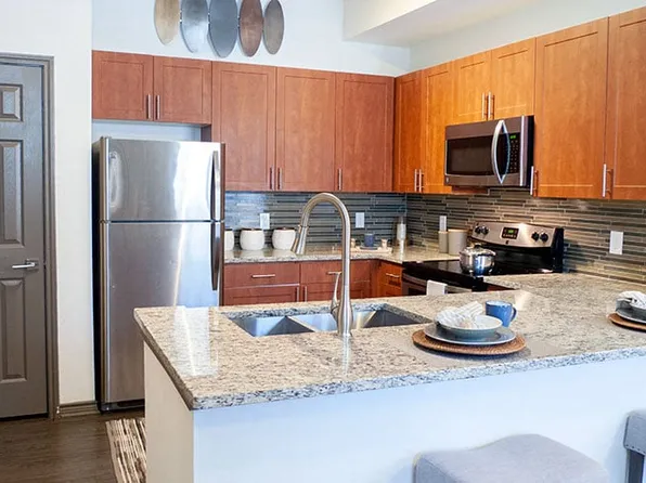 Retreat at Stonebridge Ranch Apartments