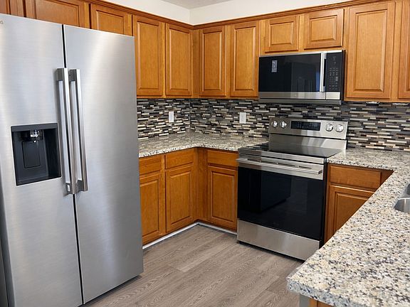 4th image of 109 Judson Dr