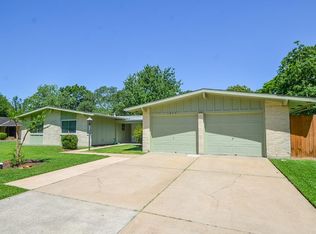 1419 Wavecrest Ln, Houston, TX 77062