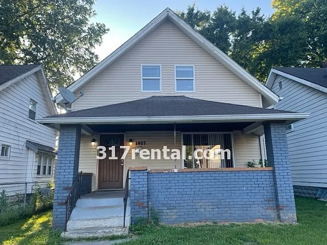 1427 N Holmes Ave photo 1