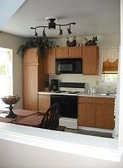 2nd image of 1033 Rue Madora