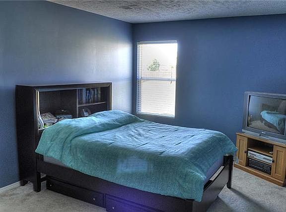 4th image of 4020 Randall Ln