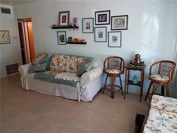 5th image of 4143 57th St N APT 601
