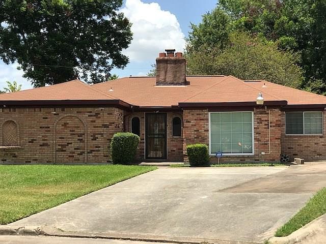 1st image of 12403 Big Oaks Dr