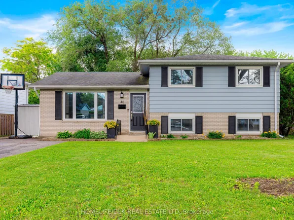 40 Meighen Cres, Brockville, ON K6V 3J7