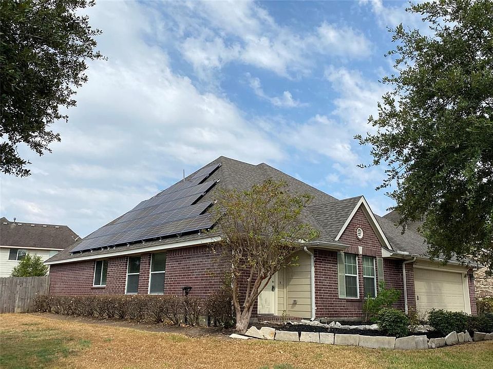 1st image of 3712 Canterbury Park Dr