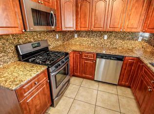 2203 Lincoln St, Hollywood, FL 33020