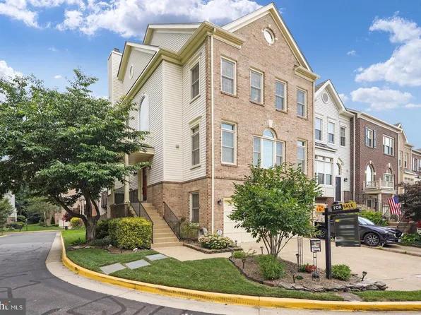 6624 Thurlton Dr, Alexandria, VA 22315