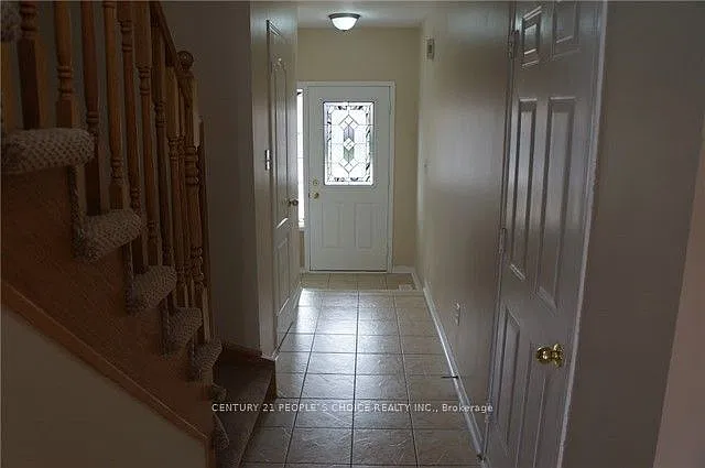 3 bed, $2,900 — Photo 2