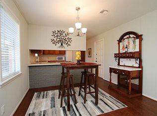 5907 Peg St, Houston, TX 77092