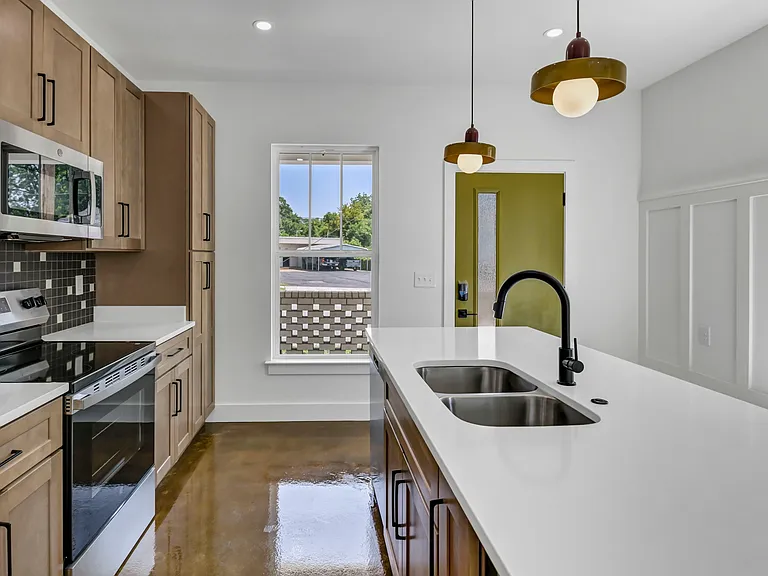 2466 Millwood Ave #A — Photo 13