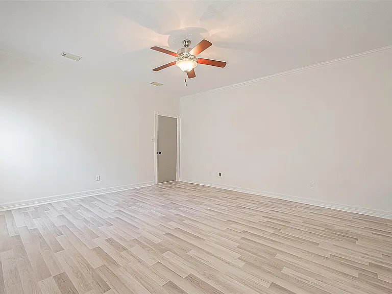1015 Sugar Lakes Dr — Photo 34