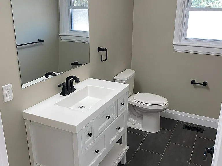 25 Hickery Pl #MAIN FLOOR — Photo 17