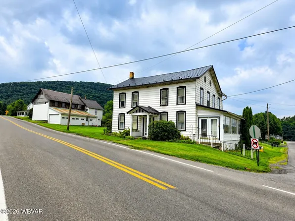7 E Anthony St, Loganton, PA 17747