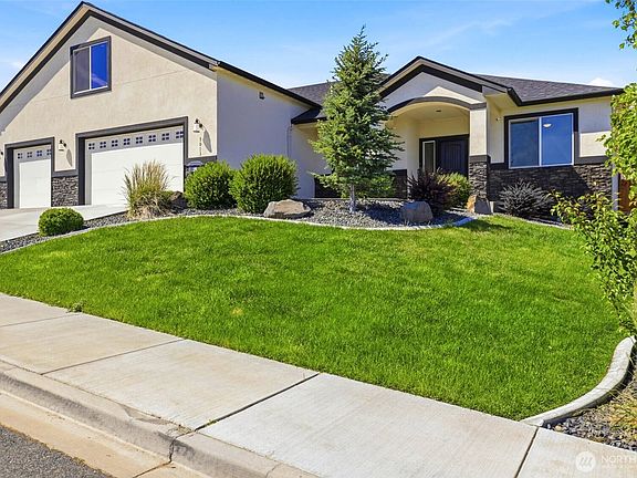 3rd image of 5013 Meadow View Drive