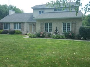320 Shenandoah Dr, New Berlin, IL 62670