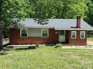 1120 Claremont Rd, Charlotte, NC 28214