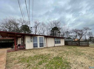 4803 Shawmont Dr NW, Huntsville, AL 35810