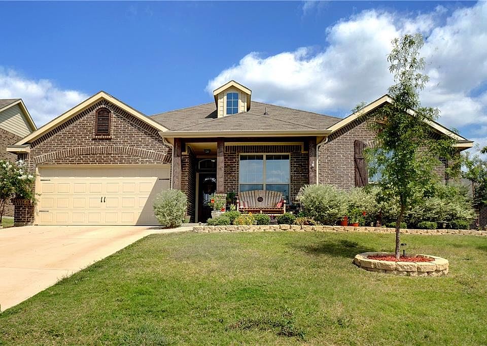 1st image of 1521 Salado Trl