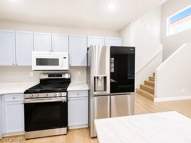 573 Aspen Leaf St — Photo 9