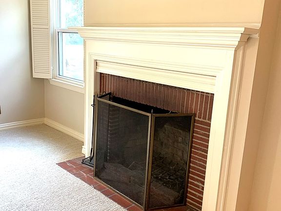 4th image of 1504 Dotsy Ave