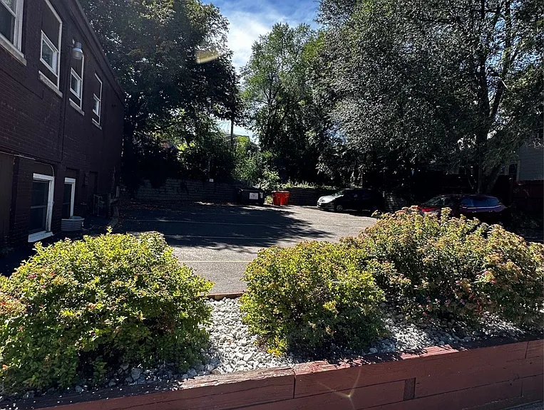 1108 2nd Ave — Photo 3