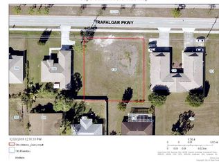 126 Trafalgar Pkwy, Cape Coral, FL 33991