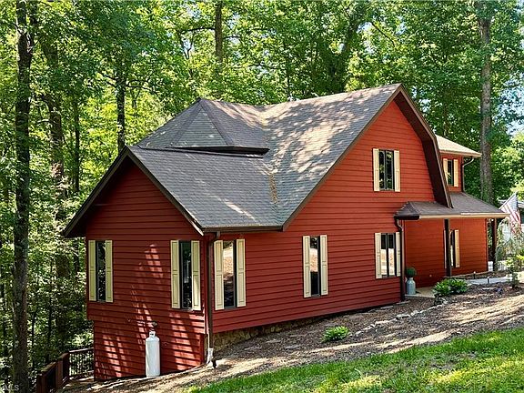 2nd image of 139 Alpine Dr