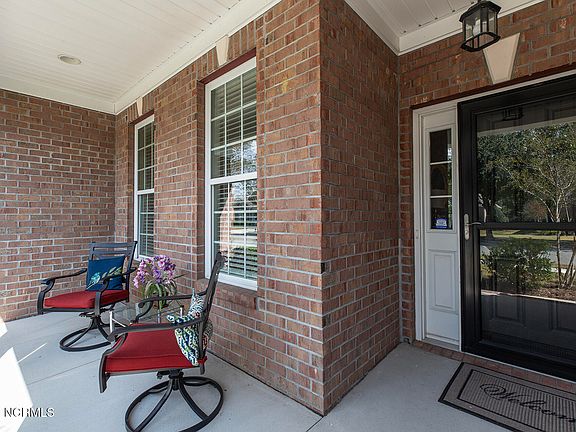 3rd image of 421 Windchime Drive