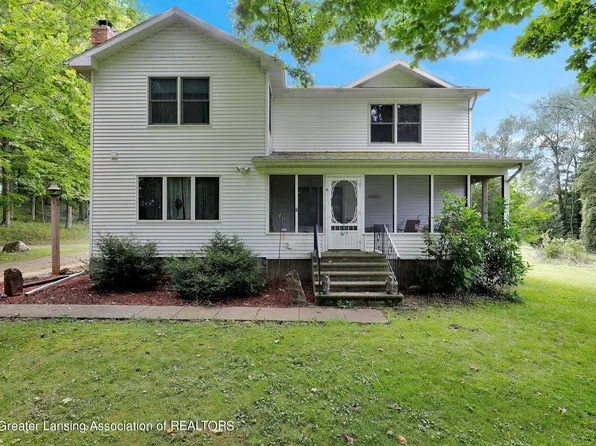 6571 Valley Hwy, Vermontville, MI 49096