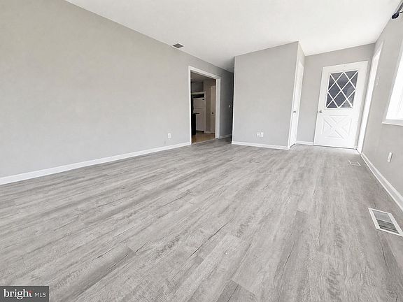 2nd image of 91 Baker Blvd