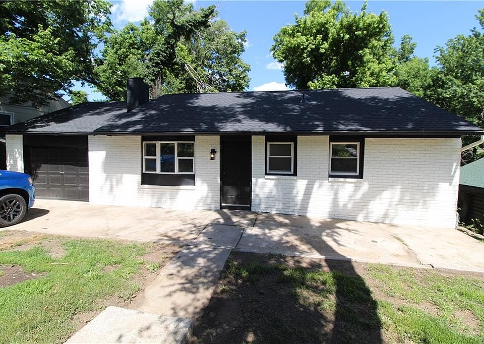 1st image of 2817 S 27th St