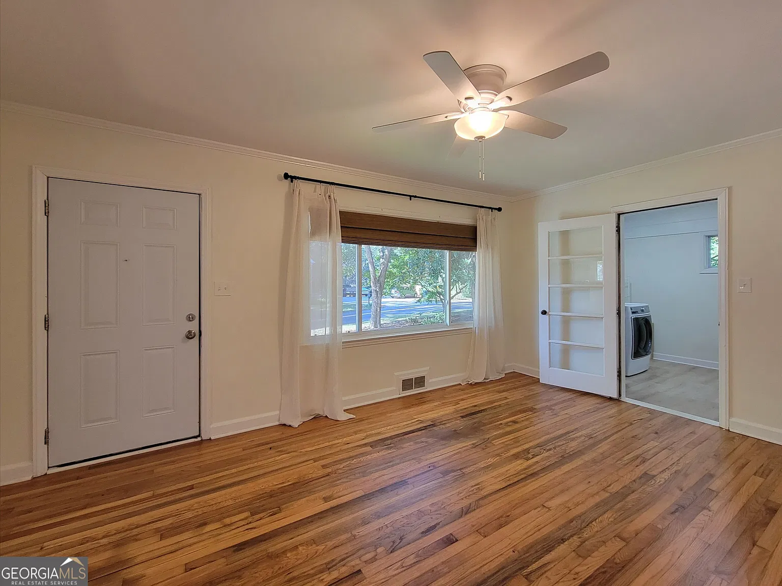 2 bed, 2.0 bath, 1134 sqft, $1,745 — Photo 4