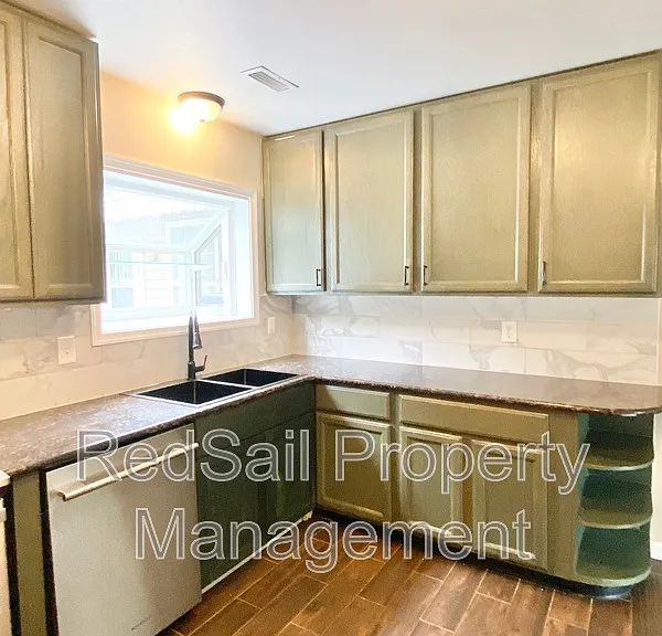 428 Fort Worth St — Photo 15