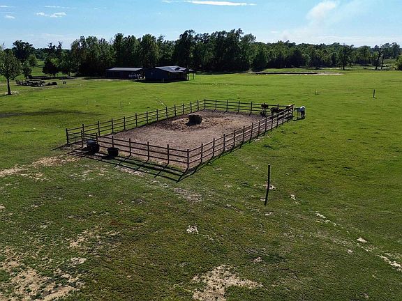 3rd image of 1181 County Road 4878