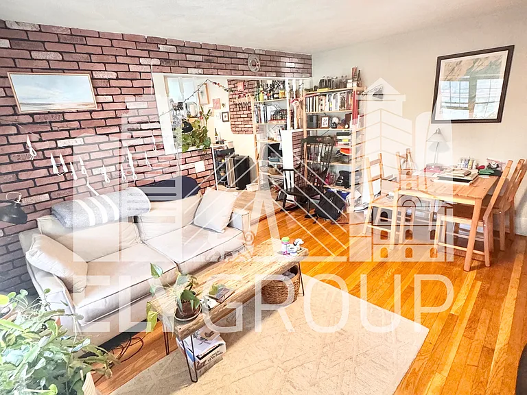 220 Harvard St #1 — Photo 7