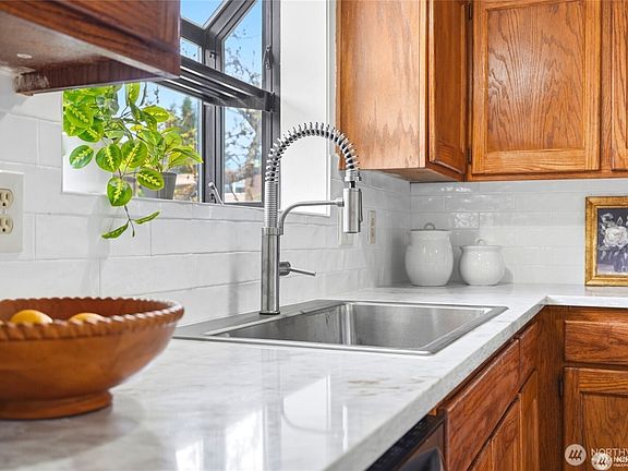 3rd image of 3519 NE 95th Street