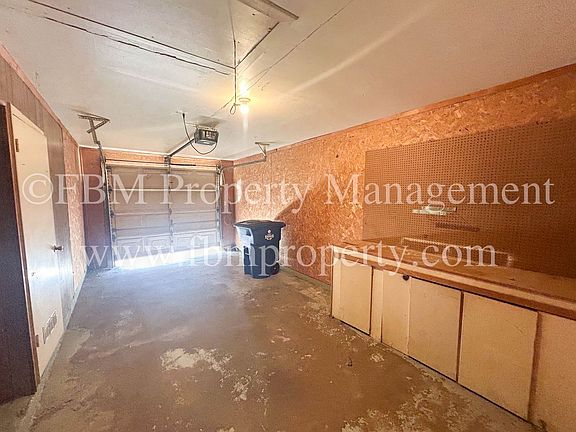 3rd image of 1224 W Burnett St