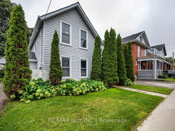 97 Adelaide Ave E, Oshawa, ON L1G 1Z2